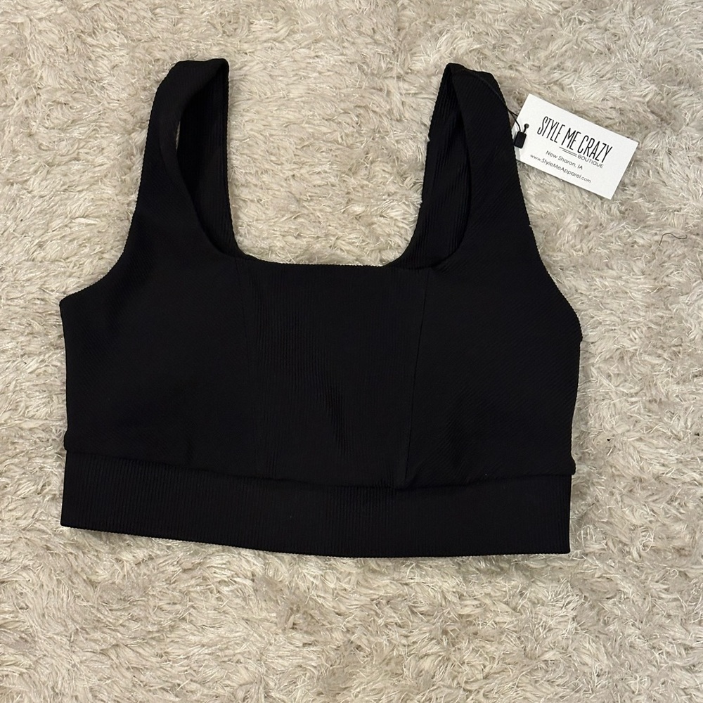 NWT Boutique Rae Mode Black Sports Bra - Small